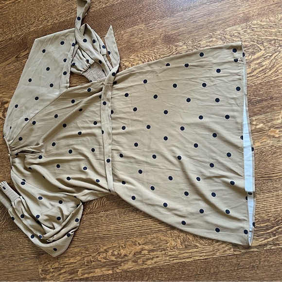 RW&Co Beige Midi Dress with Black Polka Dots with Full Sleeves in Size Small - Picture 6 of 7